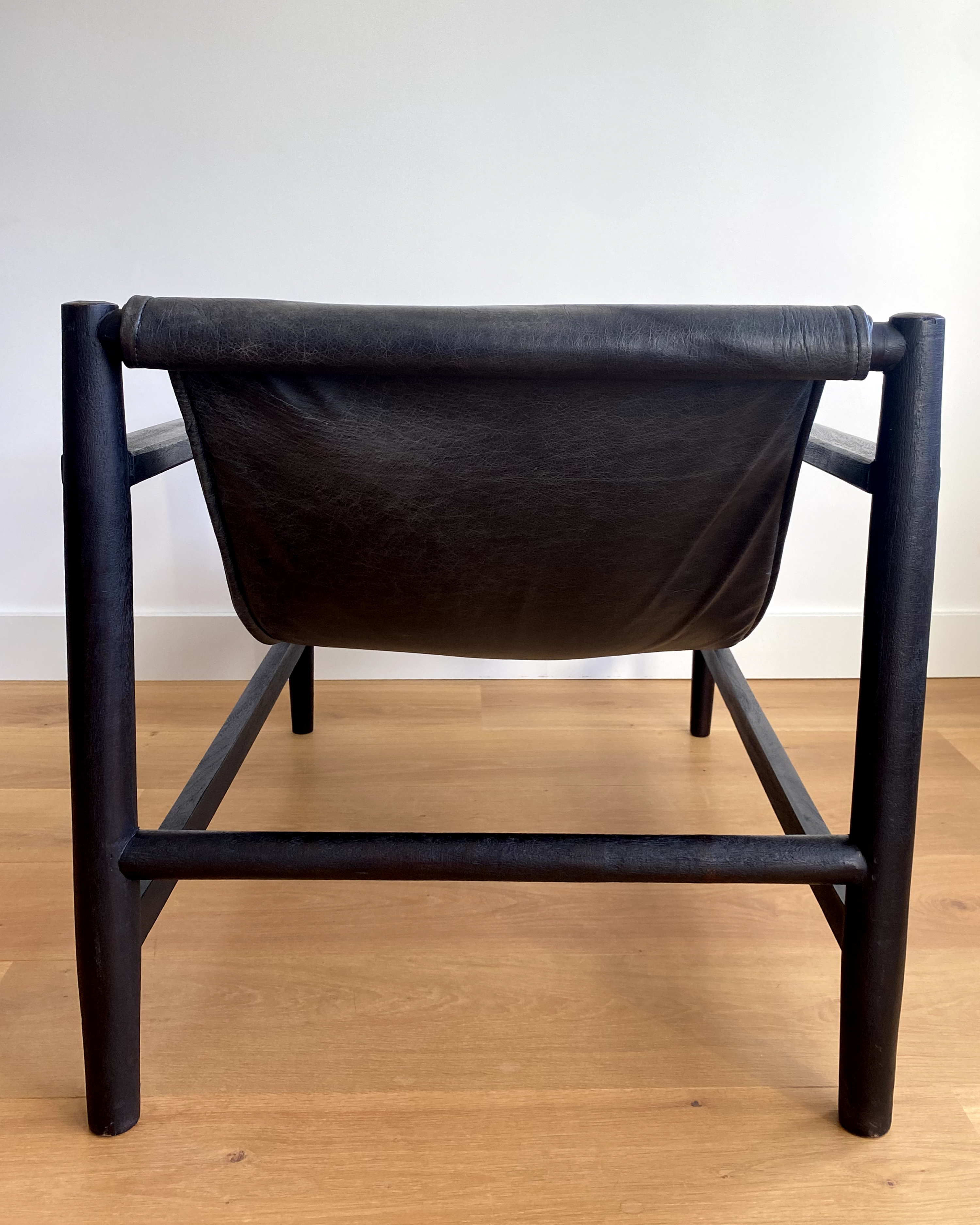Design sling lounge chair